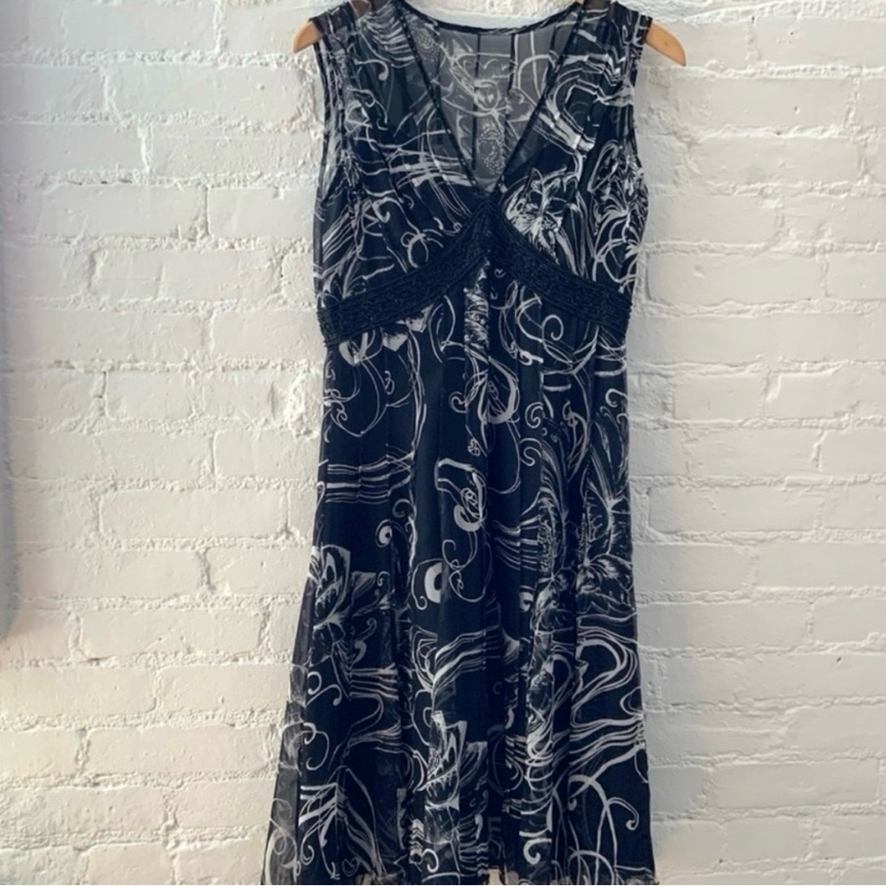 Victor Costa Black Swirl Printed 100% Silk Dress Intricate Beading Cocktail Sz 4
